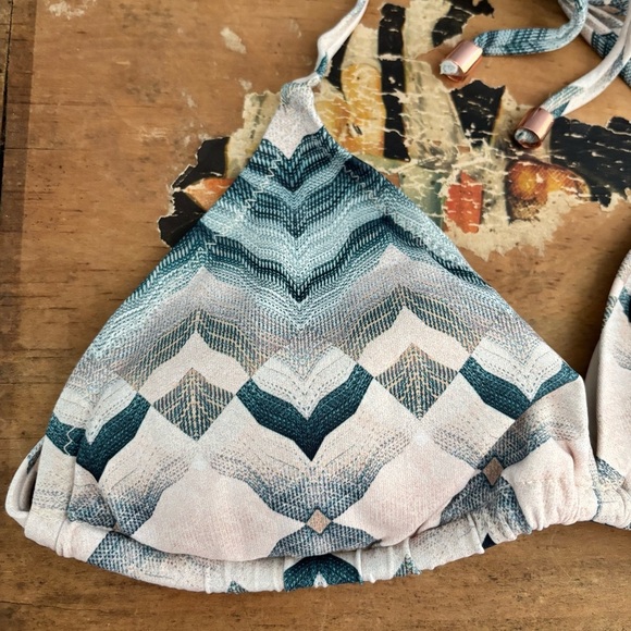 NWT Eberjey Varadero Gisele Triangle Top Bikini Top Size Small Boho Beach Vacay - Picture 4 of 6